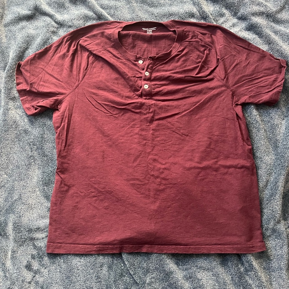 Men’s Henley Shirt